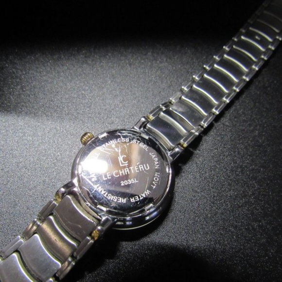 LE CHATEAU LADIES WATCH NIB - Picture 4 of 6